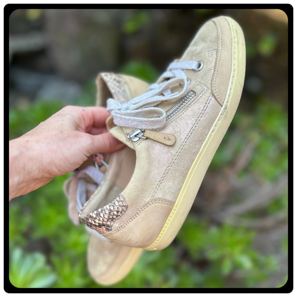 Paul Green sneakers